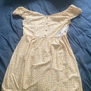 No boundaries dress, yellow with white flowers, S: M
